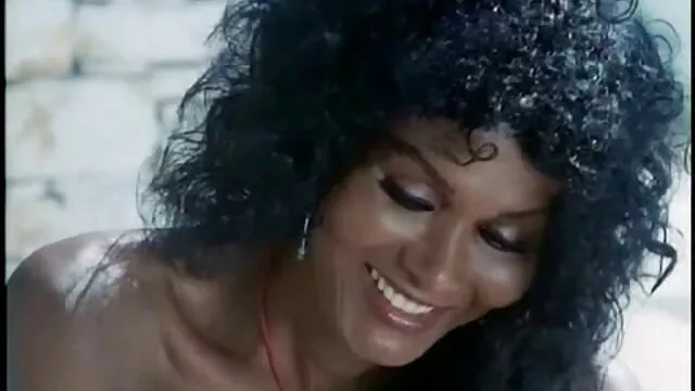 menembak pacarnya, Agustus Ames. download video bokep jepang mom and son