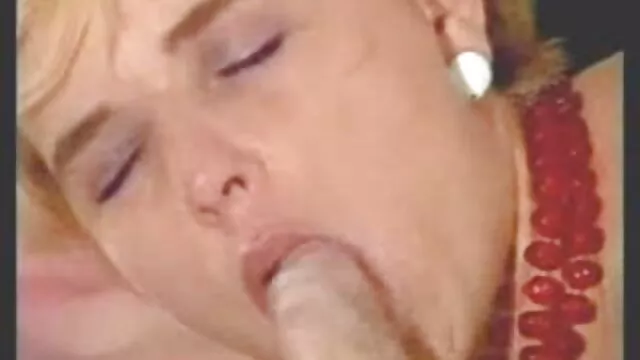 Japanese sara Nakamura yang luar biasa Pantat Besar dengan mainan-tambah hotajp download video bokep jepang di bus