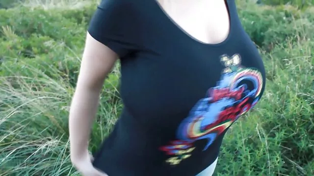 Pirang Bergelandang dengan bokong raksasa. download video japanese sek