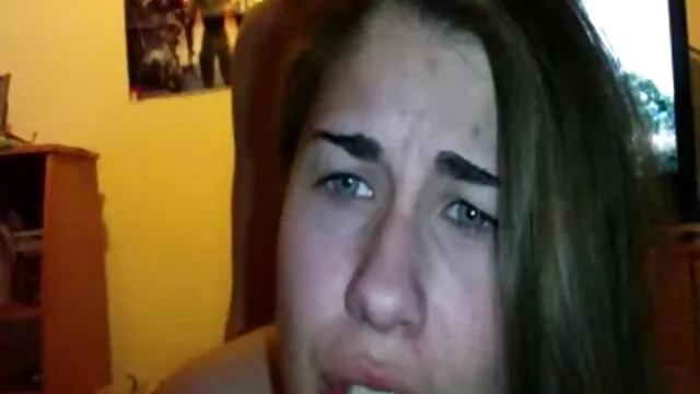 Brooklyn .. menyerahlah dengan ayam hitam download movie bokep jepang melalui lubang di kamar mandi.